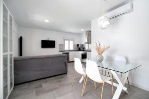 Dafer Piscina Privada