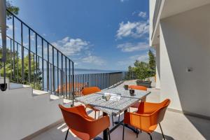 Villa LiTo - only 50m from sea! - Makarska Exklusiv