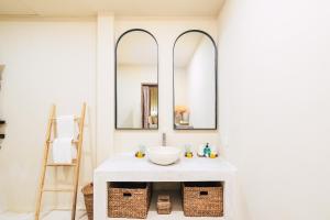 Villa Althea - 1 bedroom private luxury villa in Canggu quiet parts