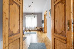 Elegant and Modern in the City Centre