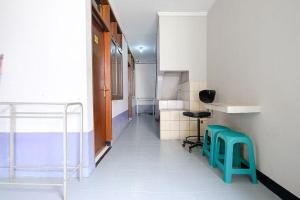 Wisma 812 Khusus Putra for Male Only