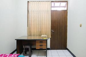 Wisma 812 Khusus Putra for Male Only