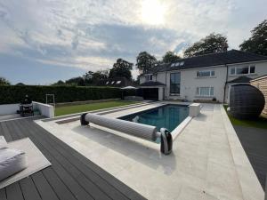 The Luxury House