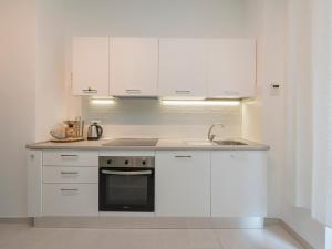 Xenia Apartments - Luminous Suite in Citylife