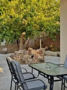 Perivoli Kamilari - Vóroi