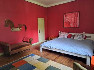 B&B / Chambres d'hotes DEMEURE BERGAMOTE de FONTIERS : photos des chambres