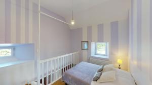 Villas Poigniere 17 pers jacuzzi, baby-foot, 30 min mer : photos des chambres