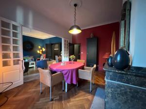 Appartements Coeur de ville, Garage prive et gratuit avec Terrasse ! : photos des chambres