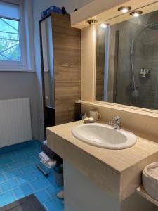 B&B / Chambres d'hotes Proche Lille Logement dans Propriete de standing : photos des chambres