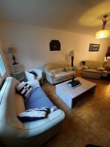 Maisons de vacances Gite chambre Matignon 2-4 pers 5 kms mer spa : photos des chambres