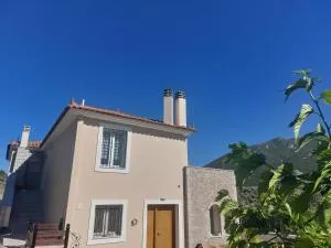 Kitron Apartment - Koróni