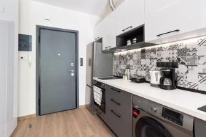 Downtown Stylish Apartment 4