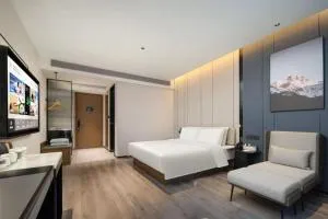 Atour Hotel Jiaxing Haiyan Economic Development Zone - Haining