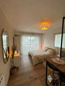 Appart cosy, balcon, parking - Tollevast