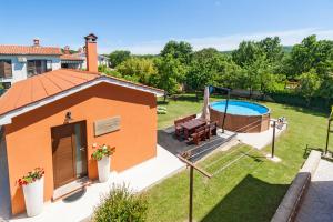 House Licul, 3-bedroom house with pool and garden near Labin, Ferienhaus Istrien