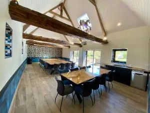 Auberge St Vincent et Diligence 35pers : jacuzzi, salle de jeux - Le Luot