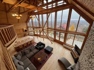 Superior Chalet room in Carpathian Log Home