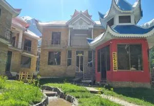 The Croft Family Cottages - Shāhkot