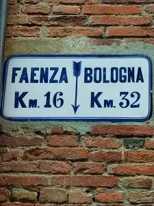 Ca Spadoni, centro storico, piano terra, ingresso indipendente, teatro, parcheggio,