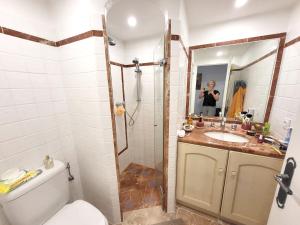 Maison charmante à Roquebrune-sur-Argens avec piscine partagée