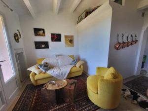 Maison charmante à Roquebrune-sur-Argens avec piscine partagée