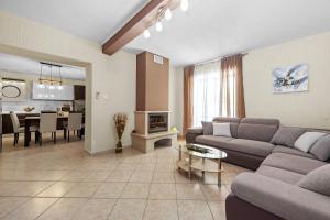 Villa Ancora With Private Pool - Happy Rentals