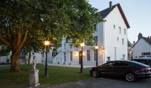 Hotels Relais des Trois Chateaux Hotel-Restaurant : photos des chambres