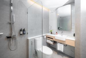 Phòng Lumen Loại Sang Giường Lớn (Lumen Deluxe King Room)