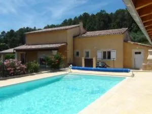 gîte les muriers - 拉戈尔斯