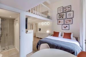 SUEDE PROMENADE Duplex apartment at 1 min from the sea 2 bathrooms