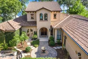 Great Escape on the Water - Astor