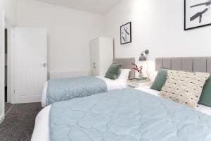 Saxony House - Air Host & Stay - Free Parking