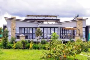 Tufaha Resort - Kirichu