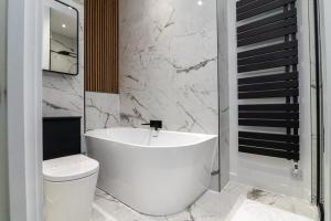 GuestReady - Stunning Covent Garden 2BR Duplex