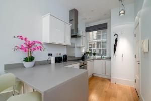 GuestReady - Stunning Covent Garden 2BR Duplex