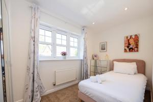 GuestReady - A Haven by the River