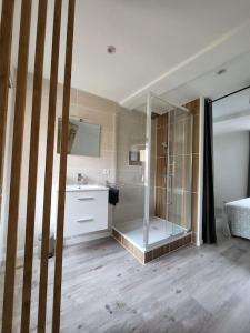 Appartements Paisible maison de village avec terrasse : photos des chambres