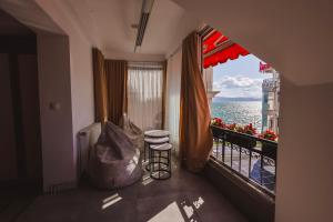 AMMOTTI Hotel