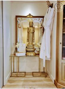 B&B / Chambres d'hotes Buddha Beach Thoiry : photos des chambres