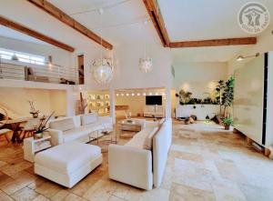 B&B / Chambres d'hotes Buddha Beach Thoiry : photos des chambres