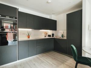 Modern new 2 bedroom flat