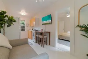 Quiet West Palm Beach Guest Cottage Near the Beach! - 西棕榈滩