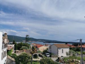 Apartment Andrea with pool and seaview 