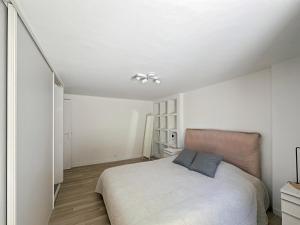 Appartement spacieux et moderne avec un extérieur