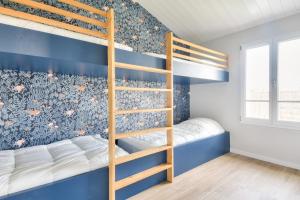 maison neuve- 6 adultes & 4 enfants - 350m plage