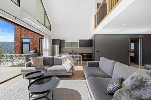 Black Tusk - Merrijig - Sleeps 8