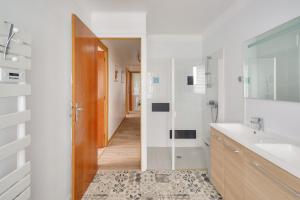 Maison pour 6, port et plage de Lesconil
