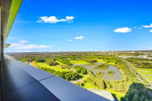 Fabulous view apartment in Sydney Olympic Park
