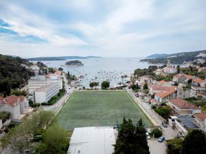 Hidden Oasis - ZF Hvar