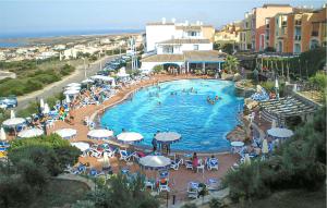Awesome Home In Punta Su Turrione